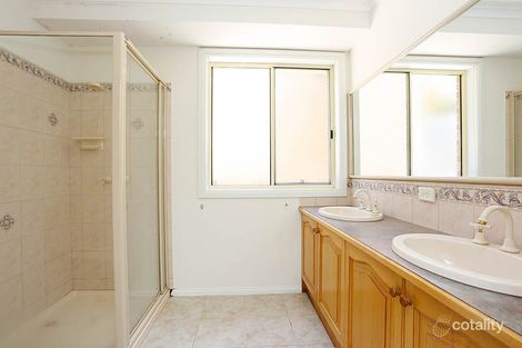 Property photo of 74 The Boulevard Narre Warren South VIC 3805