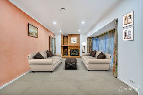 Property photo of 82 Waverley Park Drive Cranbourne North VIC 3977