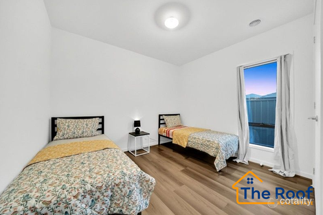 Property photo of 30 Shale Road Werribee VIC 3030