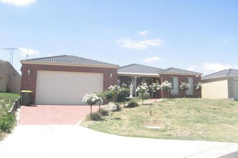 35 Sandalwood Gr, Carrum Downs, VIC 3201