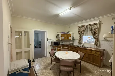 Property photo of 15 Three Chain Road Solomontown SA 5540