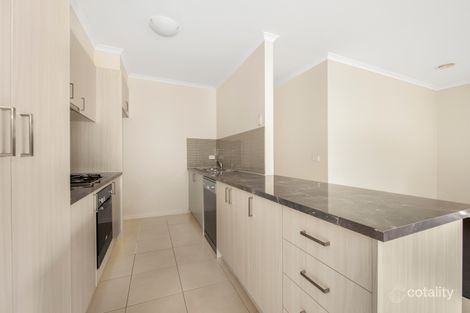 Property photo of 31 Kimberley Grove Pakenham VIC 3810