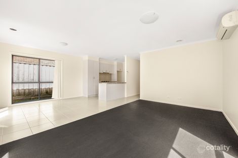 Property photo of 31 Kimberley Grove Pakenham VIC 3810