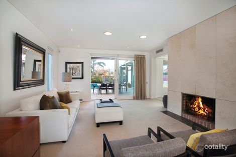 Property photo of 16 Garden Avenue Brighton East VIC 3187