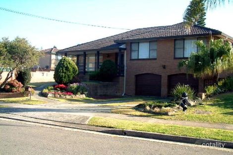 8 Islington Cres, Greenacre, NSW 2190