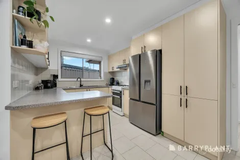 Property photo of 2/5 Luzon Court Lalor VIC 3075