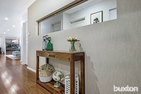 Property photo of 3 Snowdrop Drive Keysborough VIC 3173