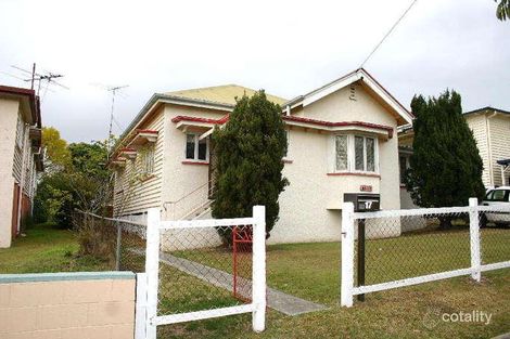 17 Holland Rd, Holland Park, QLD 4121