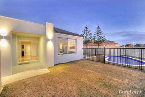 Property photo of 10 Endeavour Circle Wannanup WA 6210