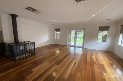 Property photo of 4 Arum Walk Mernda VIC 3754