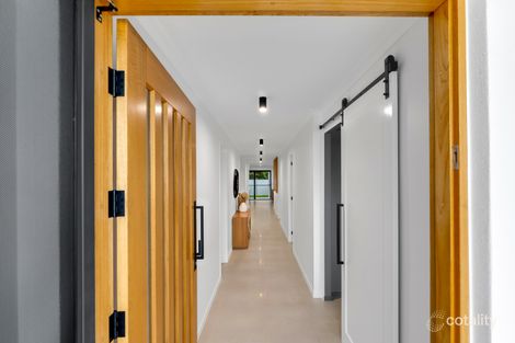 Property photo of 7 Braeside Court Smithfield QLD 4878