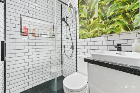 Property photo of 1/16 Mountain Crescent Mulgrave VIC 3170
