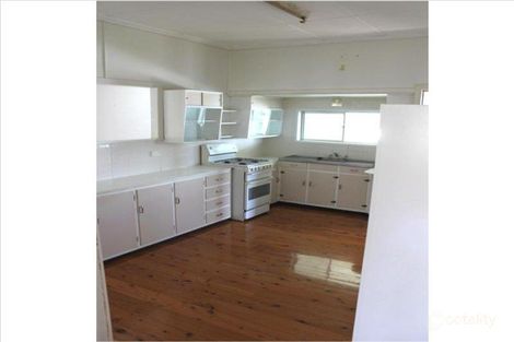 16 Haylock St, Wynnum, QLD 4178