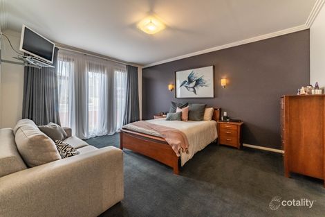 Property photo of 10 Claremont Terrace Strathdale VIC 3550