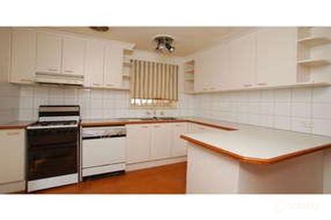 Property photo of 32 Ripplebrook Drive Broadmeadows VIC 3047