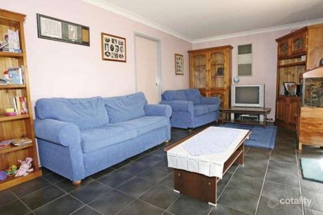 Property photo of 27 Hatchinson Crescent Jamisontown NSW 2750