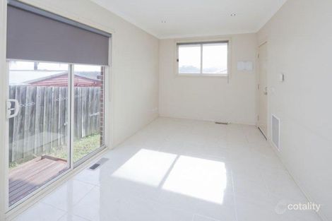 Property photo of 11A Lachlan Drive Endeavour Hills VIC 3802
