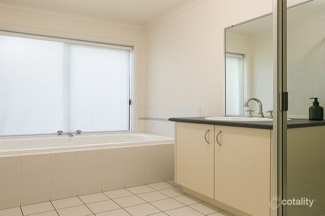 Property photo of 72 Willowgreen Way Point Cook VIC 3030