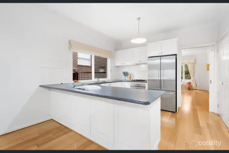 Property photo of 1 Lelean Close Bundoora VIC 3083