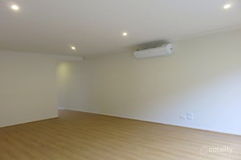 Property photo of 3 Esperance Lane Epping VIC 3076