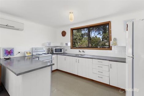 Property photo of 21 Vincent Avenue Verona Sands TAS 7112