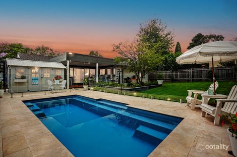 5 SIR DONALD BRADMAN DR, BOWRAL, NSW 2576