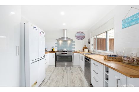 19 Poinciana Ave, Taranganba, QLD 4703