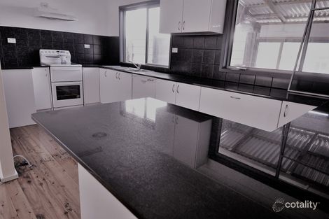Property photo of 27 Ruby Close Tarro NSW 2322