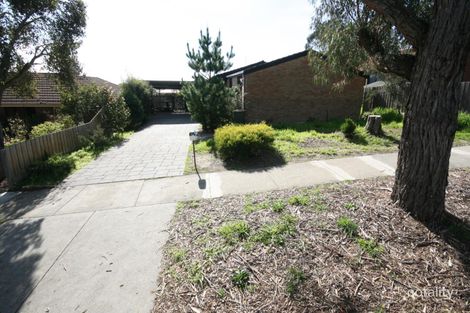 12 Campaspe Dr, Croydon Hills, VIC 3136