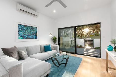 2/1 Livingstone St, Yeerongpilly, QLD 4105