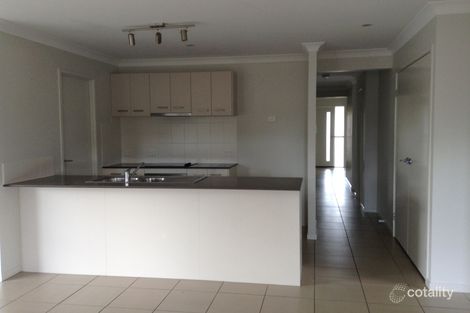 Property photo of 17 Pine Place Upper Kedron QLD 4055