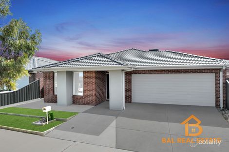Property photo of 29 Creekwood Way Cobblebank VIC 3338