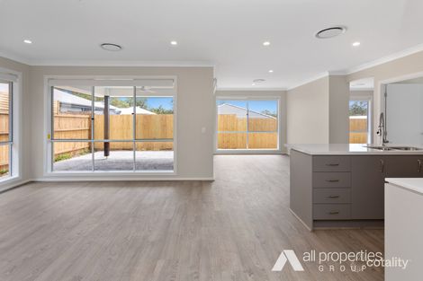 Property photo of 26 Cornwall Street Pallara QLD 4110