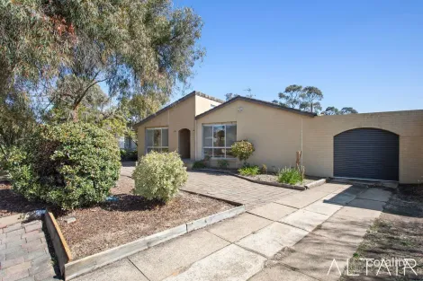 35 Milford St, Latham, ACT 2615