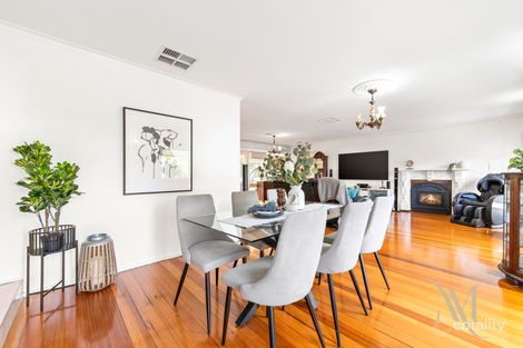 Property photo of 22 Dingley Court Dingley Village VIC 3172