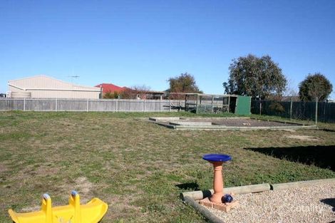 Property photo of 24 Ashby Drive Bungendore NSW 2621