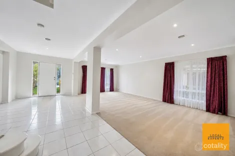 Property photo of 4 Carlyon Close Melton West VIC 3337