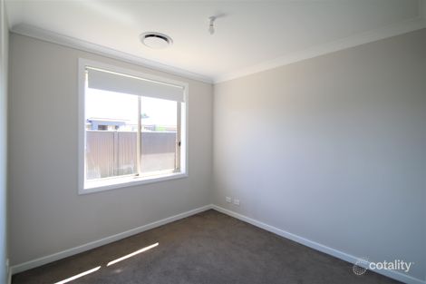 Property photo of 4/26 Telopea Way Orange NSW 2800