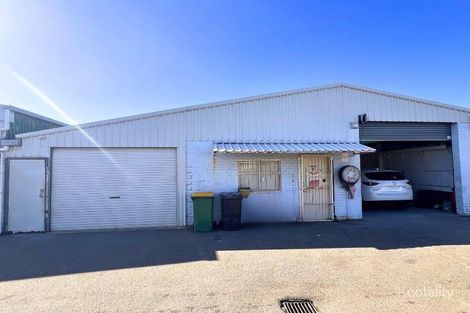 2/15 Alloa Rd, Maddington, WA 6109