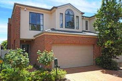 Property photo of 2 Reid Walk Macleod VIC 3085