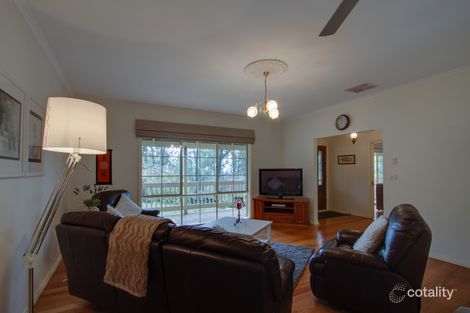 Property photo of 7 Halcyon Grove Cockatoo VIC 3781
