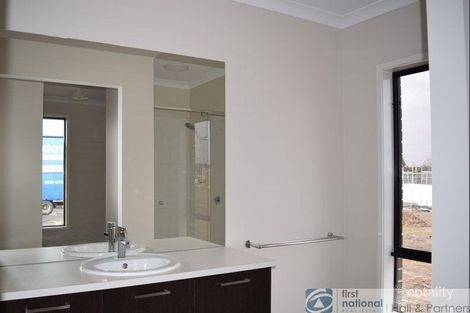 Property photo of 11 Muffet Way Officer VIC 3809