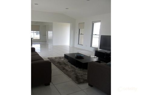 Property photo of 11 Lilly Close Emerald QLD 4720