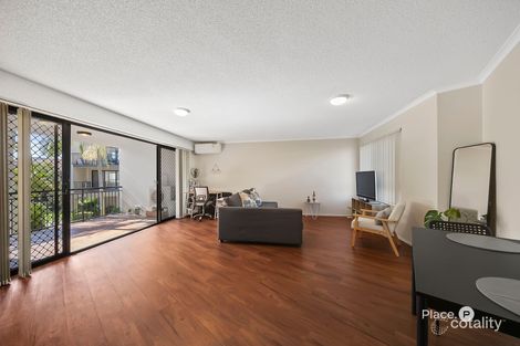 Property photo of 48/55 Harries Road Coorparoo QLD 4151