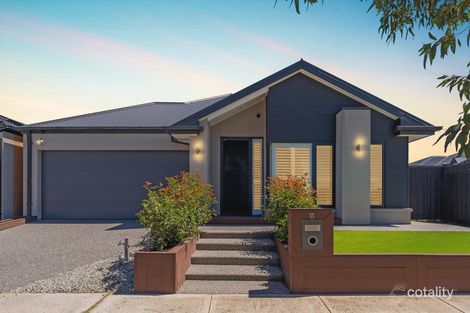 Property photo of 11 Tangelo Street Mickleham VIC 3064