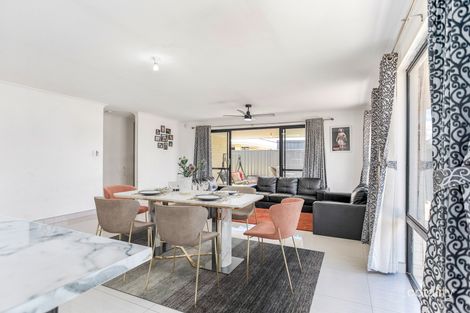 Property photo of 1 Parkhurst Avenue Hilbert WA 6112