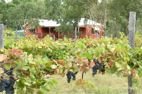 157 Sundown Rd, Ballandean, QLD 4382