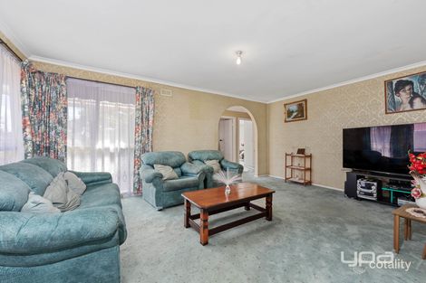 Property photo of 22 Cromwell Road Kings Park VIC 3021