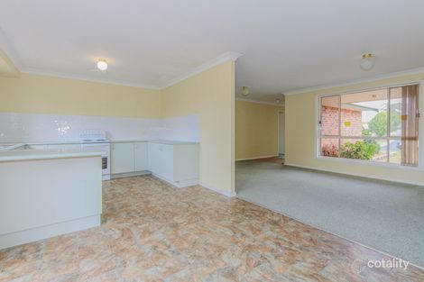Property photo of 9 Spofforth Place Kelso NSW 2795
