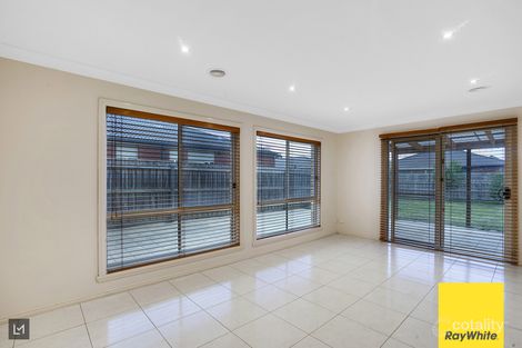 Property photo of 50 Rose Grange Boulevard Tarneit VIC 3029